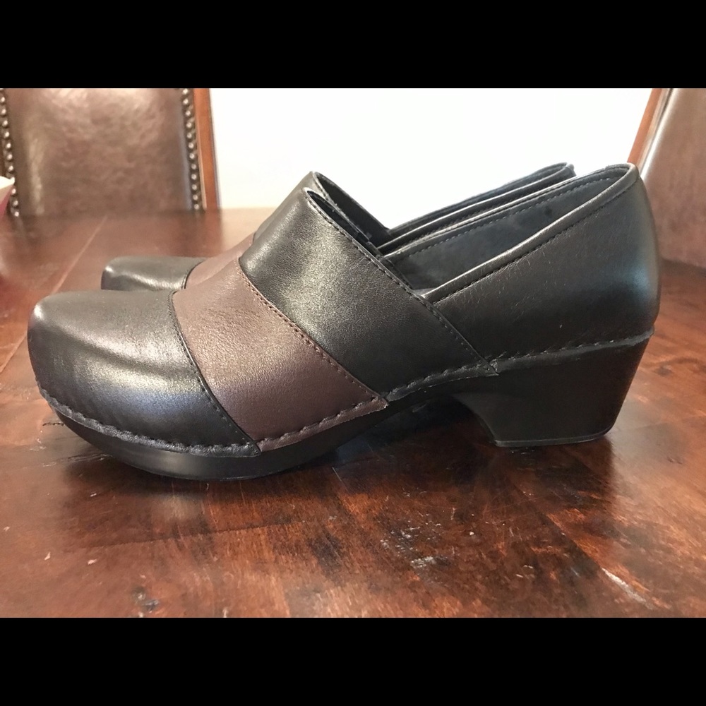 Dansko Tenley Nappa Black/Brown size 9 or 39 clog